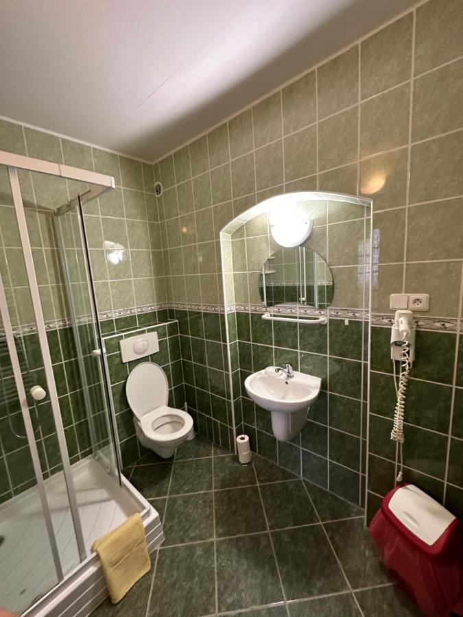 Penzion Erika Boží Dar Exteriör bild