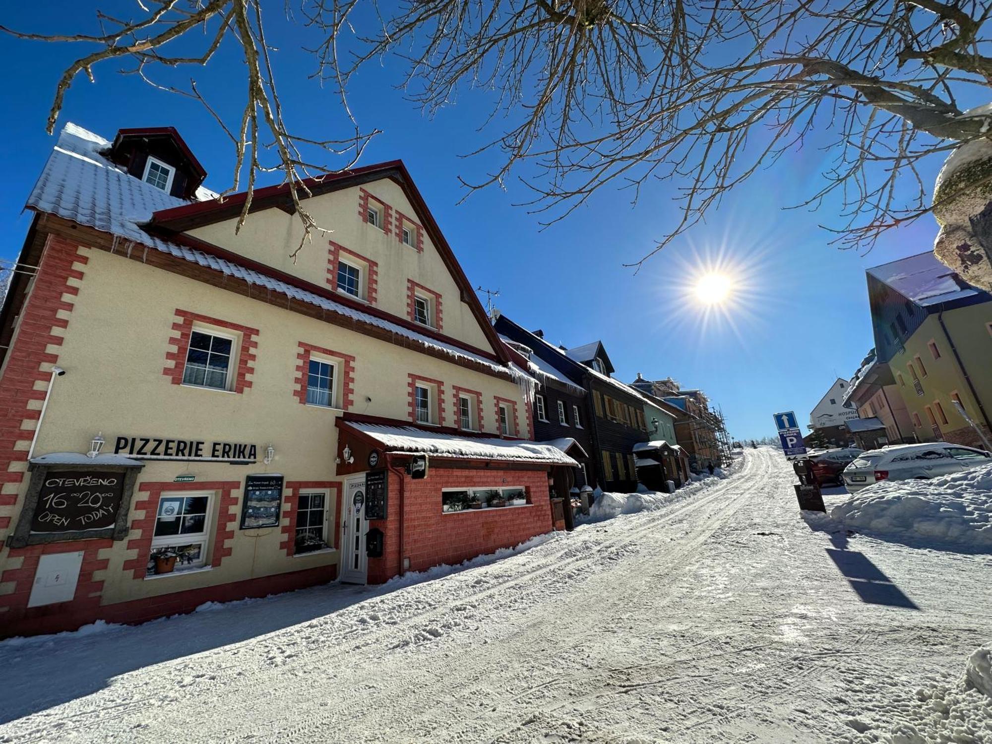Penzion Erika Boží Dar Exteriör bild
